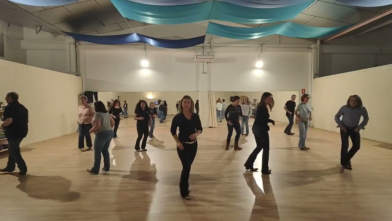 Chin Chin - Sweet Country Mataró, alumnos de Intermedio III 