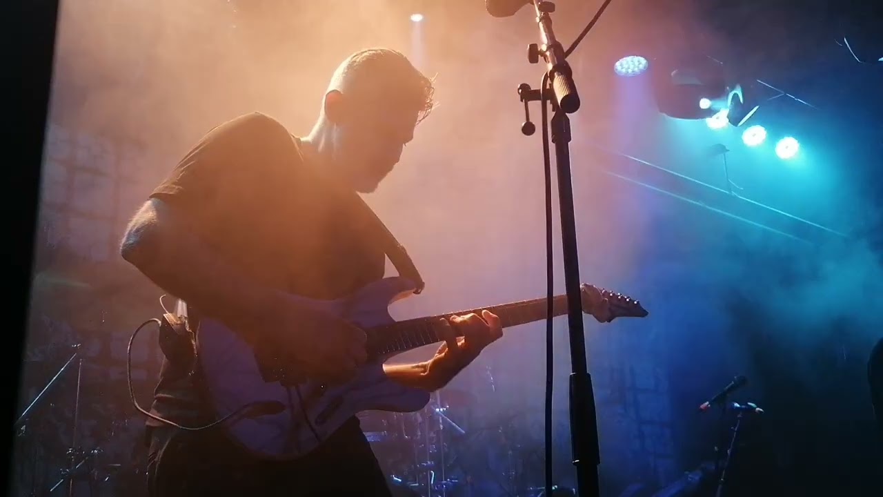 Between The Buried And Me 