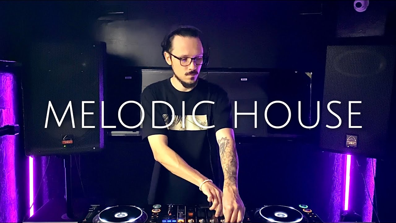 Melodic House & Progressive House DJ Mix #1 @ Studio | Sergio Poplevin
