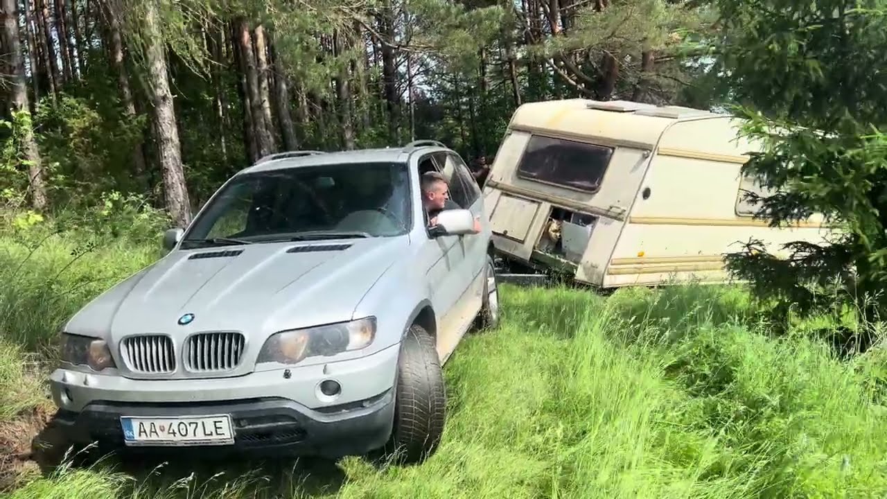Extremne ťahanie karavanu v nepristupnom terene Bmw x5 4.4 , VLOG PART1