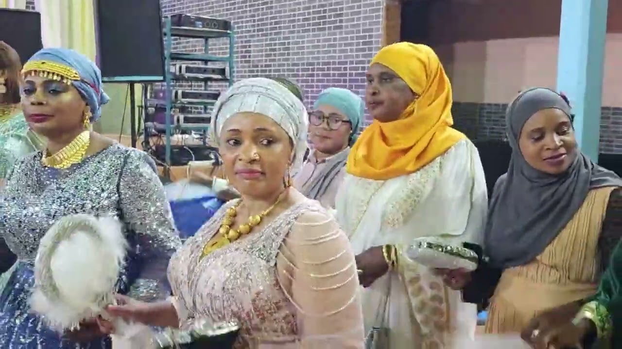 RADIO KONKONI MOINDZAZA MBOINI UKOUMBALI ABDALLAH alias LAVA & FATOUMIA AHAMADA SOILIH  P1