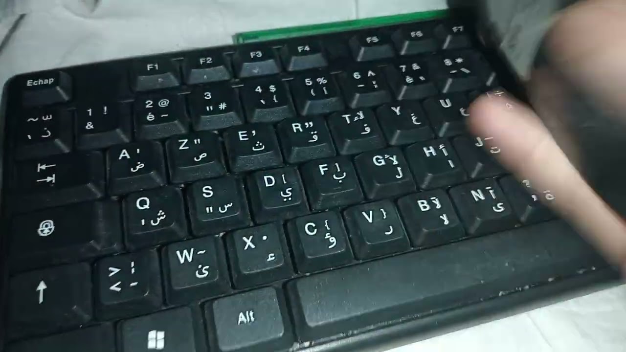 aggressive ASMR fast and agressif hand mouvement 