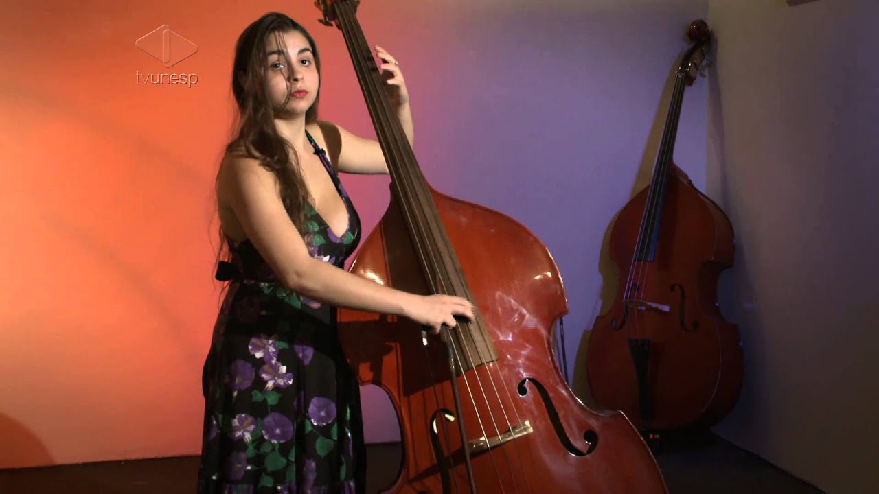 Saiba mais: Contrabaixo Acústico