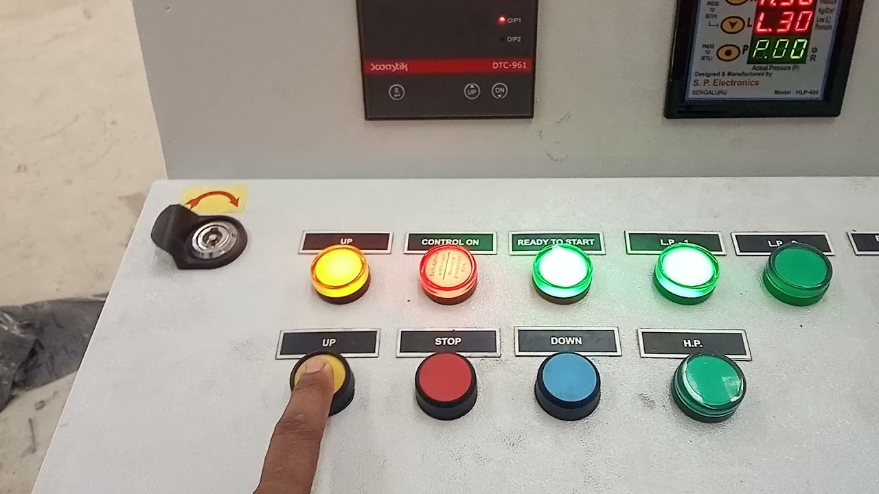 640 TON PLYWOOD PRESS OPERATING SYSTEM