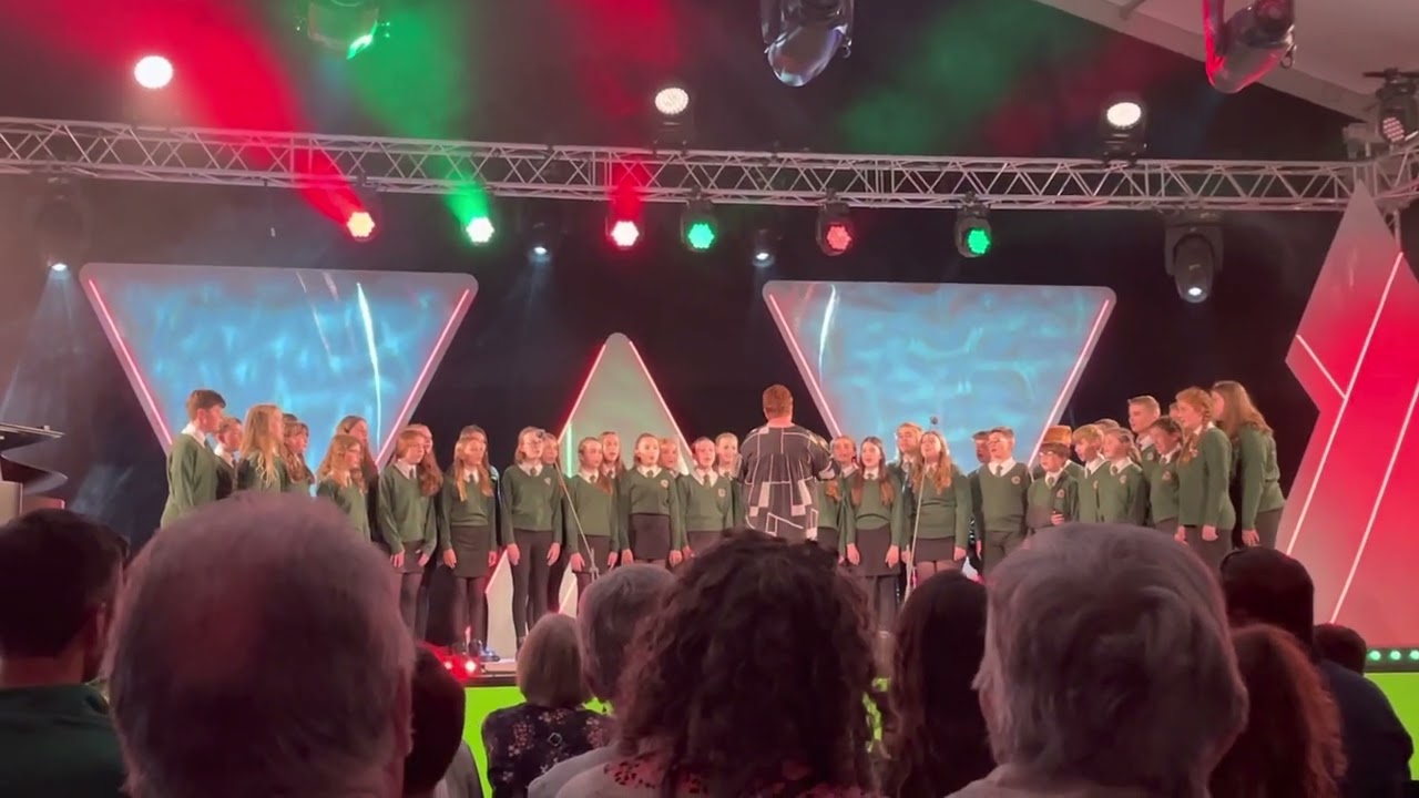 Côr 7-9 Ysgol y Creuddyn Eisteddfod yr Urdd 2022