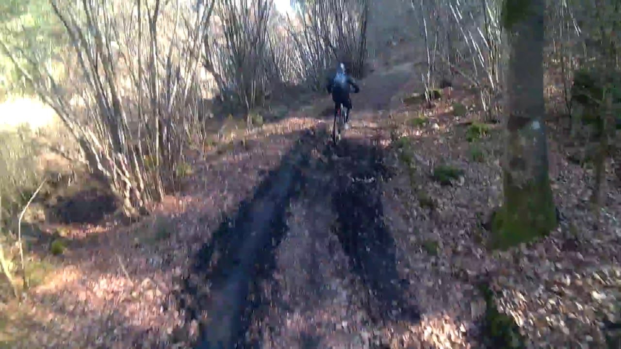 In bicicletta oltre il crotto di Dazio