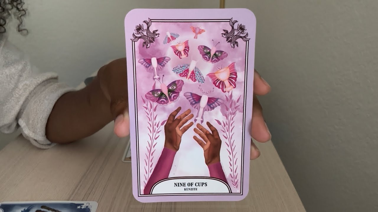 ♉️ TAURUS - 👀 SOMETHINGS COMING IN QUICK 💫