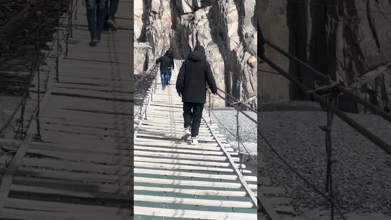 World longest bridge || Hussaini suspension bridge #viral #foryou #youtubeshorts 
