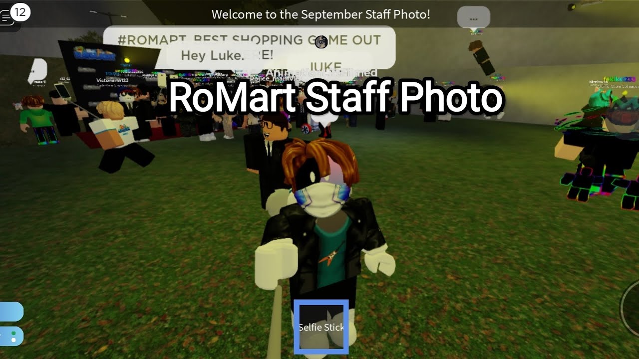[Day 7] RoMart Staff Photo September (Roblox)