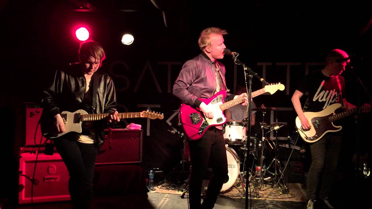 Satellite Stories (FIN) - Campfire, live in Oslo