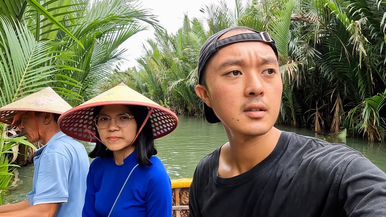Vietnamese Girl Takes Me Into Her Village 🇻🇳