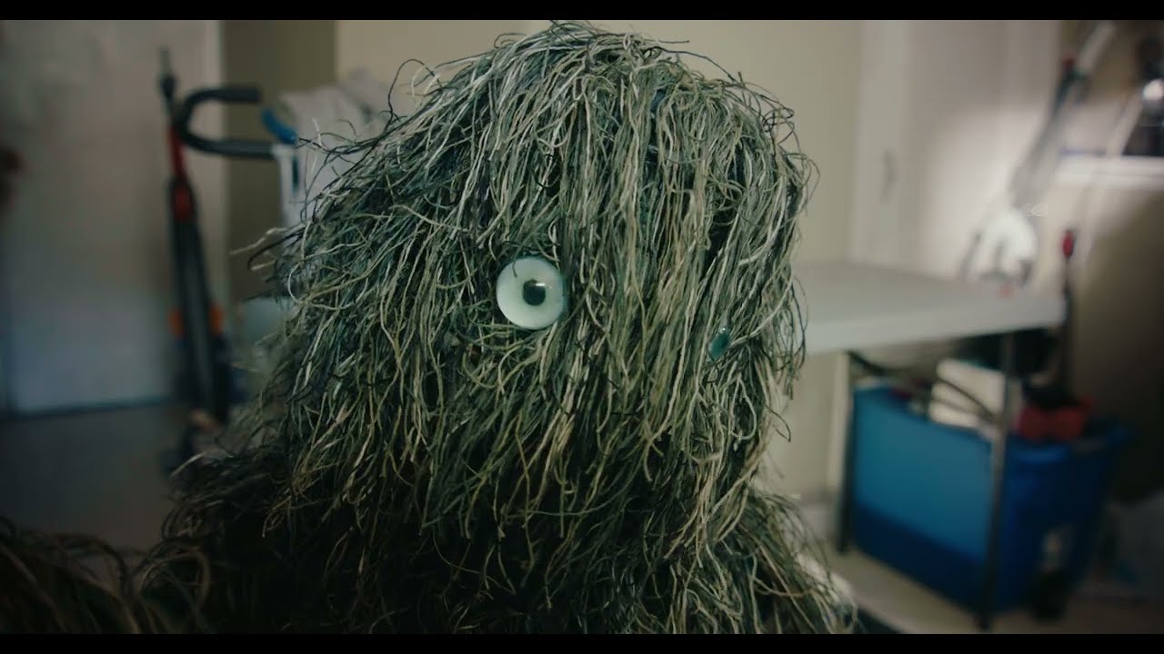 Family Dinner - Horny Beach Trash (Official Video)
