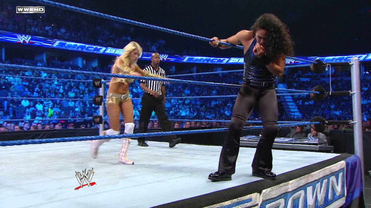 Friday Night SmackDown — Келли Келли против Тамины
