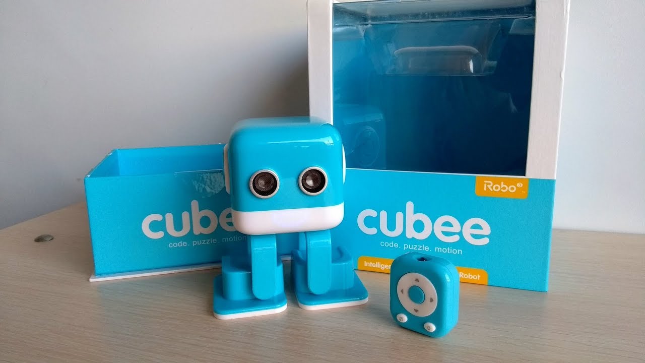 Robot Cubee Unboxing