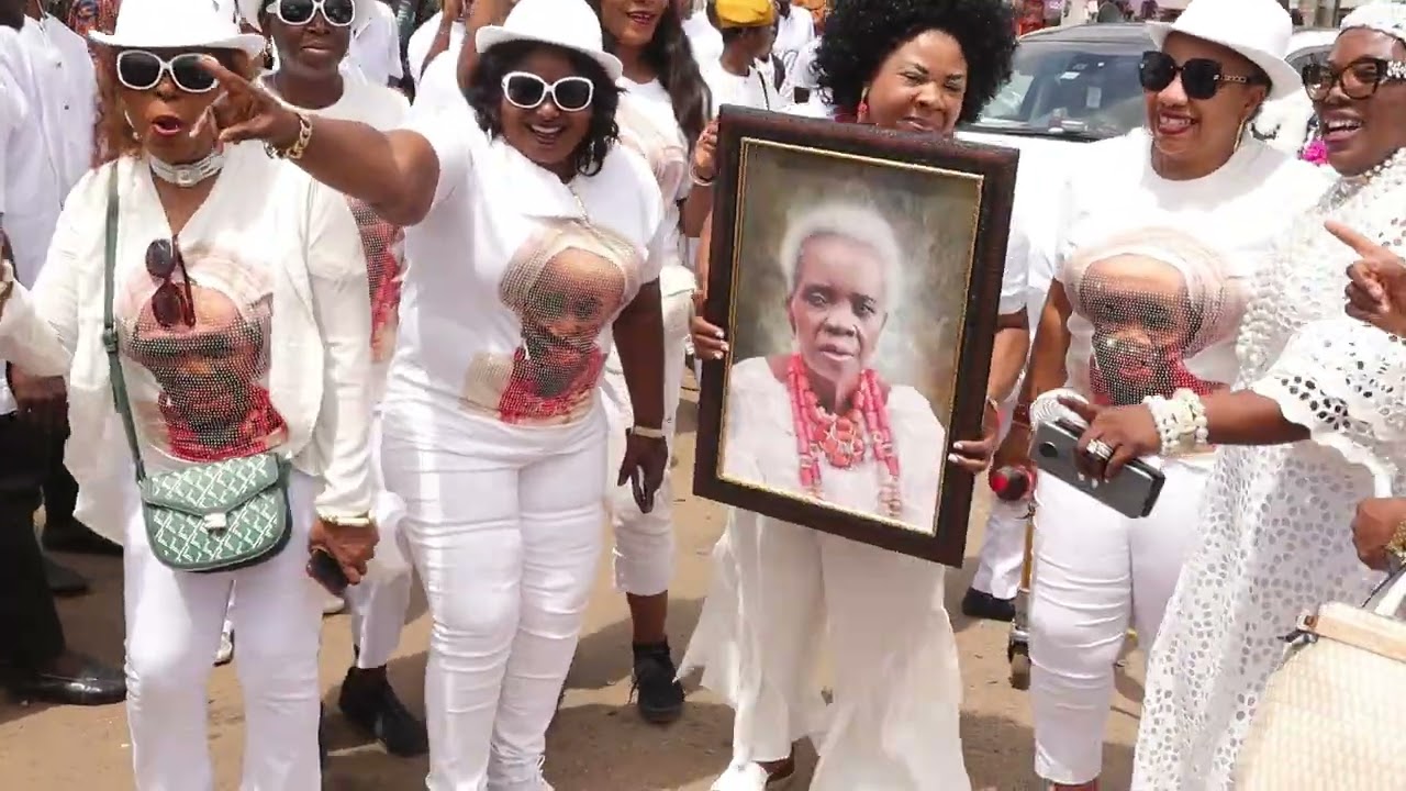 Burial of late Madam Elizabeth Edemakhionta Ogiehor