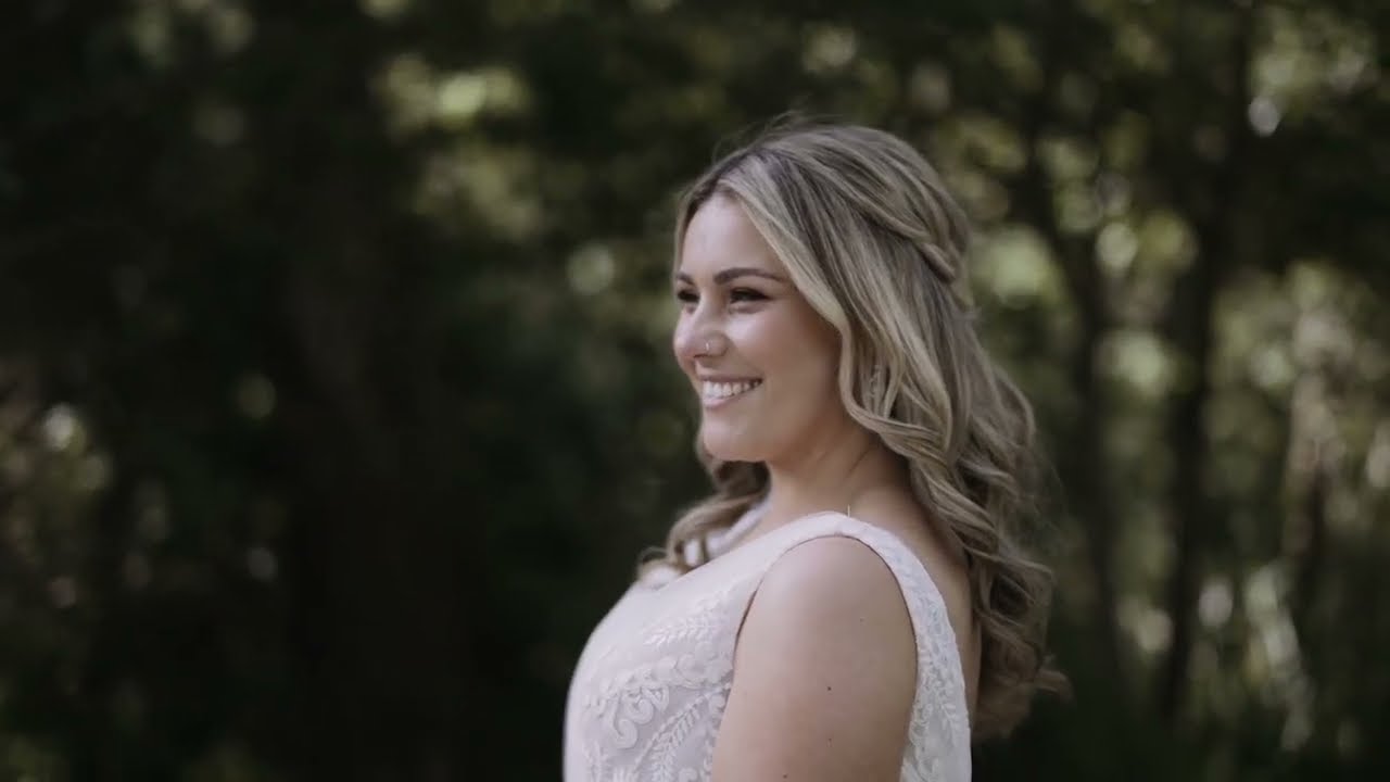 Hannah and Curtis wedding at The Cove Jervis Bay