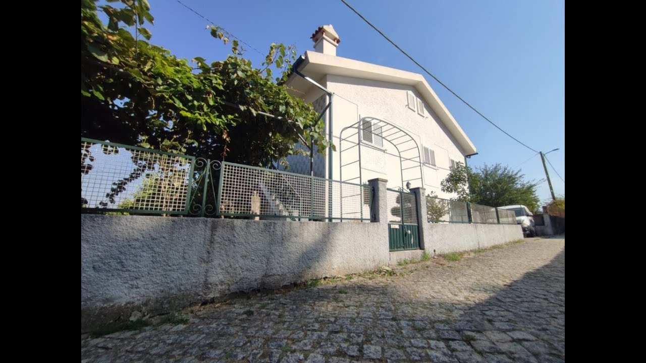 3 Bedroom House with Garden for Sale in Vila Pouca da Beira, Oliveira do Hospital