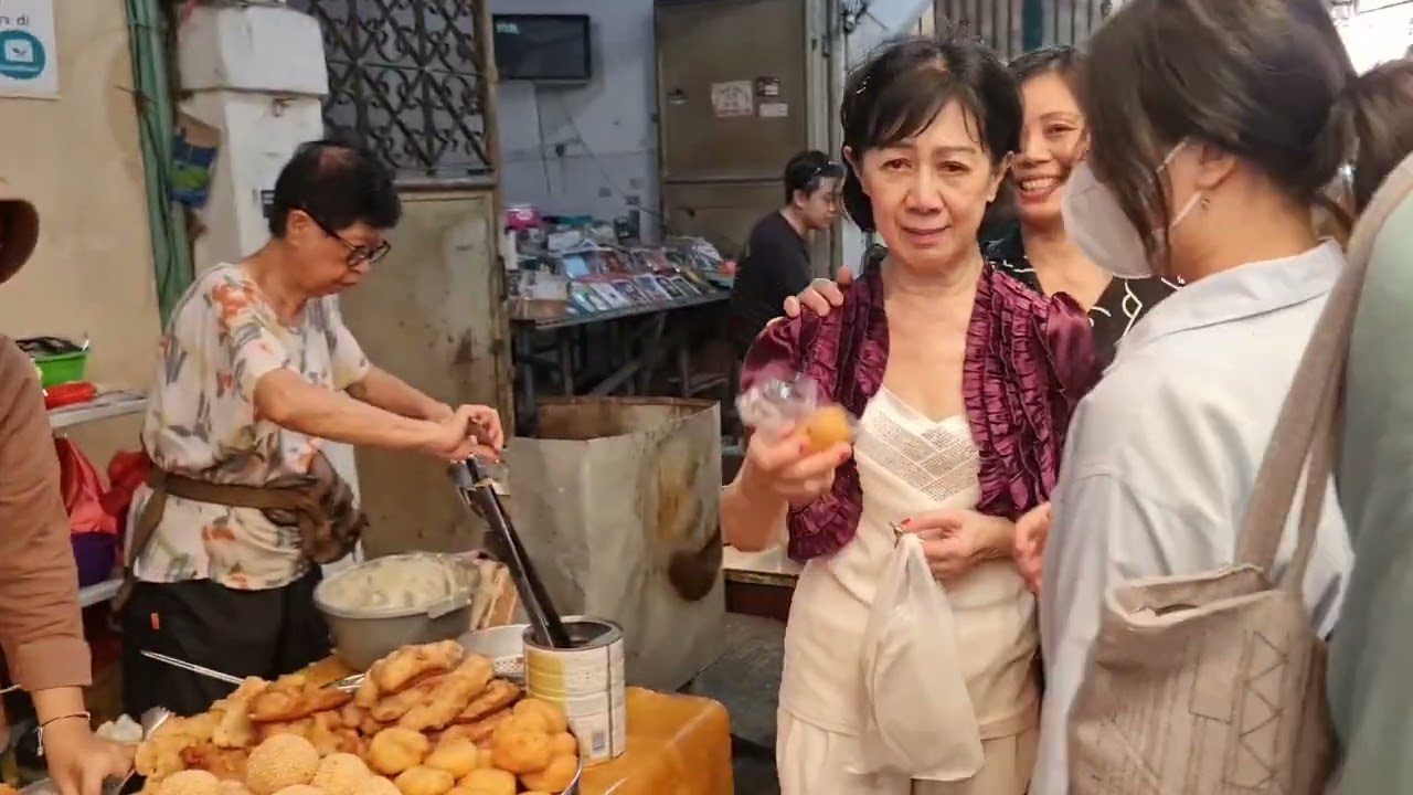 Beli jajan di gang kalimati pancoran glodok