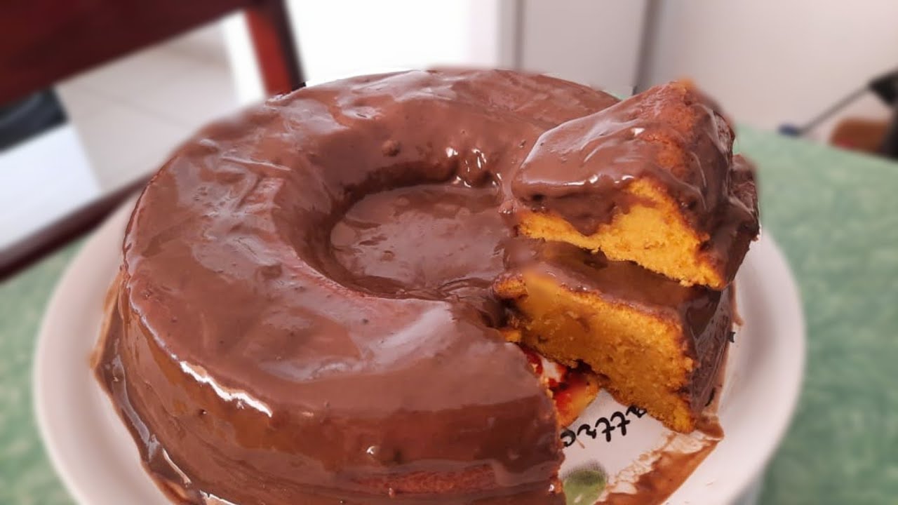 BOLO DE CENOURA JÁ SAI RECHEADO DO FORNO!! 😋🥕 | Stephany Karoline