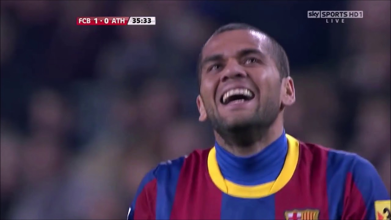 Dani Alves vs Athletic Bilbao (Home) HD 1080i 10-11 (20/02/2011)