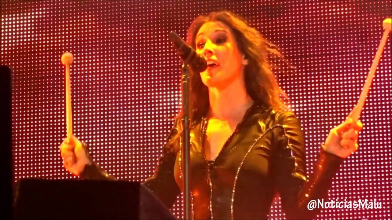 Malú 'Nos sobro la ropa' | 13/08/2016 Benidorm | @NoticiasMalu
