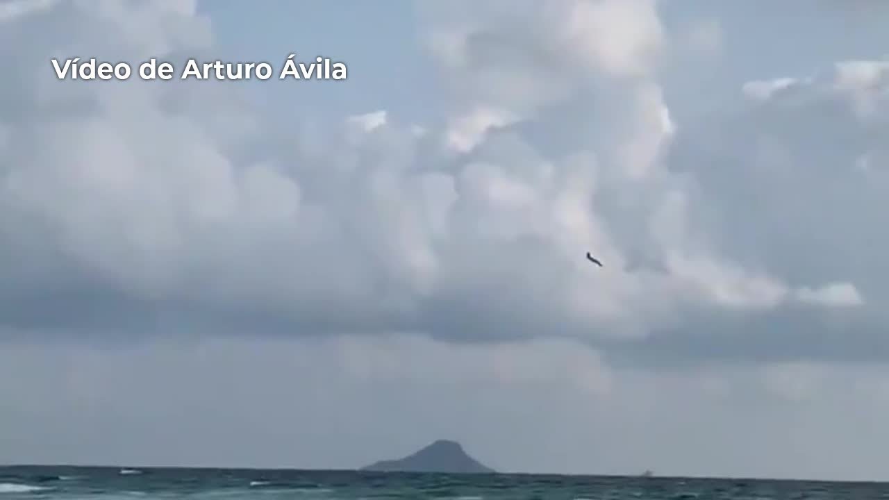 Un avi&oacute;n de la Academia General del Aire de San Javier se estrella en el Mediterr&aacute;neo frente a La...