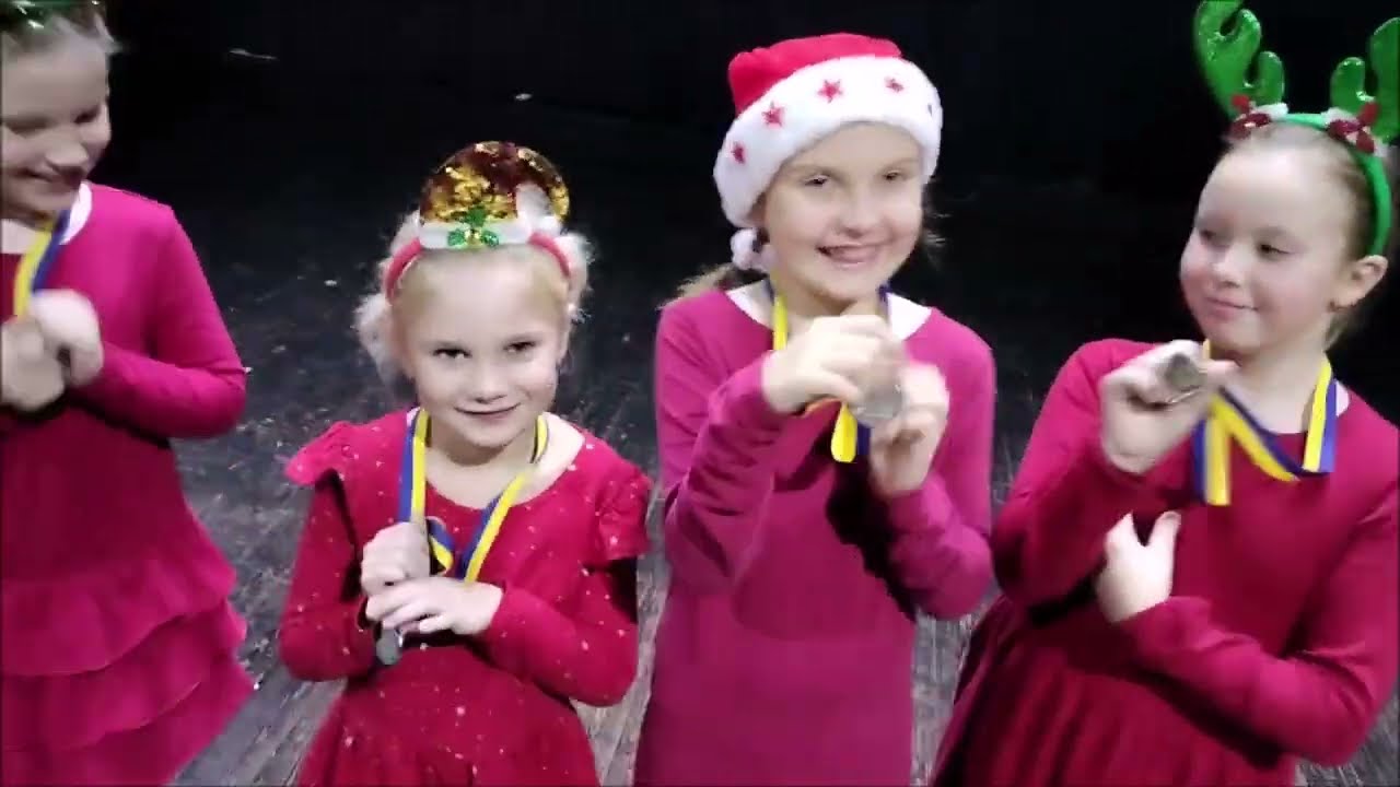 Mażoretki Crazy Girls w świątecznym klimacie