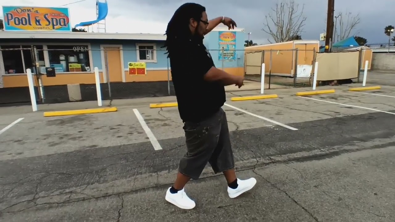 Don Jovii - Yell Ayy!!(Official Visualizer)
