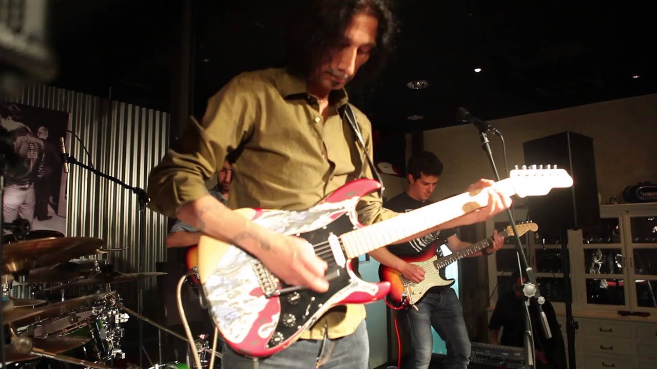 Gianni De Chellis Live at Riders Cafè