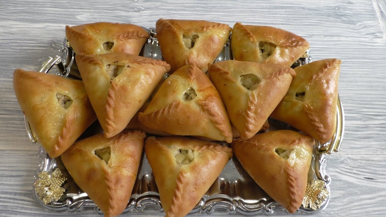 ТРЕУГОЛЬНИКИ или ЭЧПОЧМАК С КУРИЦЕЙ ИЗ БЕЗДРОЖЖЕВОГО ТЕСТА