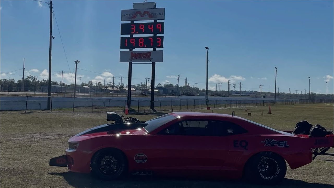 Street Outlaws - Fireball Camaro проезжает четверть мили за 3 секунды на 28-дюймовых шинах! Самый...
