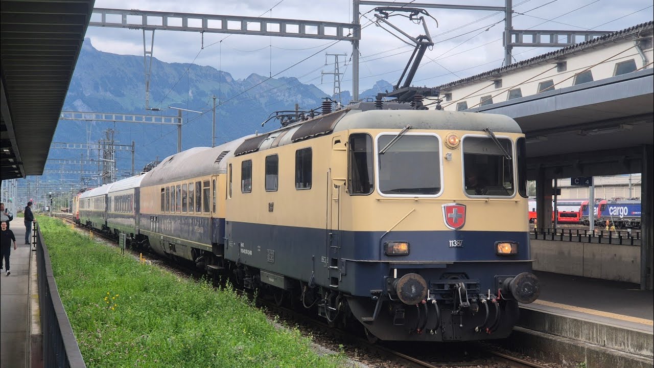 BR 111 und Re 421 mit PCE Komp in Buchs SG