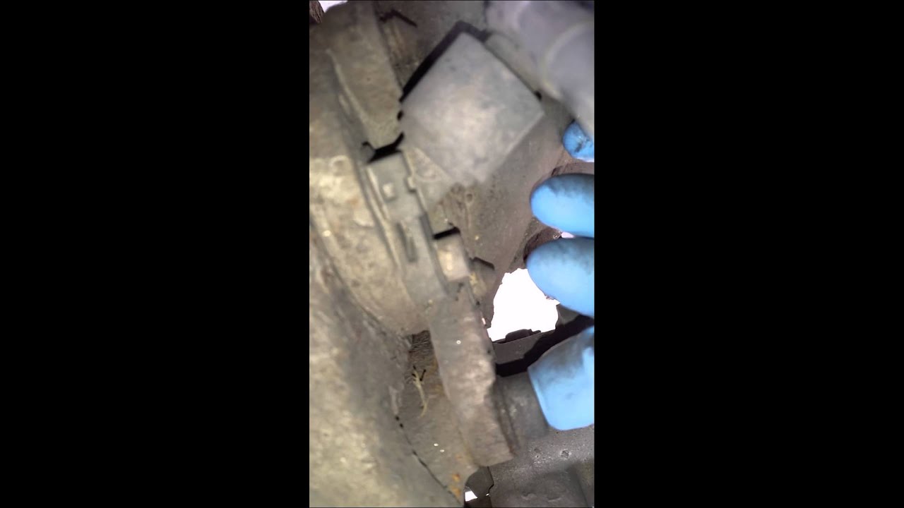 VW New Beetle rear ABS sensor removal