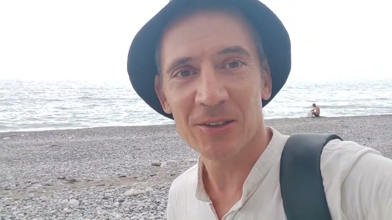 Абхазия АЗС Топливо Бензин Роснефть Цены Адлер Граница Белые скалы Море Пляж 23 августа 2026 г.