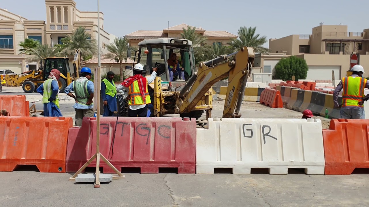 Installing HDPE Road Crossing Duct for 132kV Power Cable Underground Network