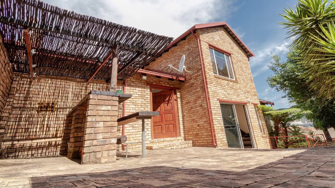 For Sale, Wilgeheuwel Townhouse