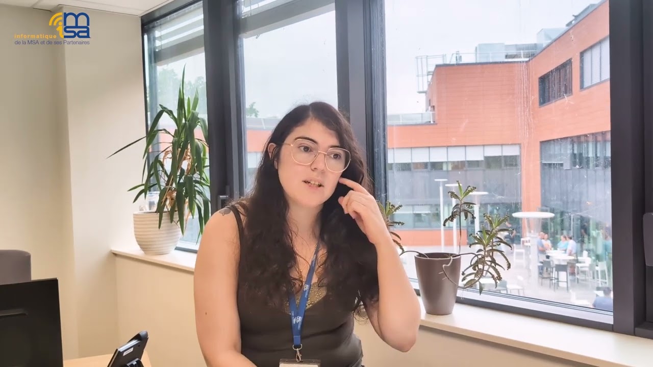 Léa, une ingénieure Java COBOL chez iMSA