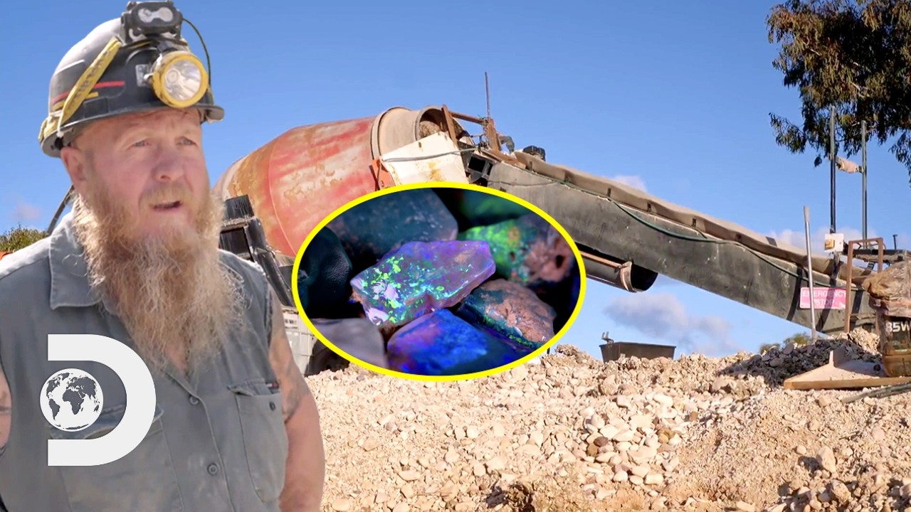 Buszmeni znaleźli &bdquo;serowy&rdquo; majątek z opali pod parą dzikich żab | Outback Opal Hunters