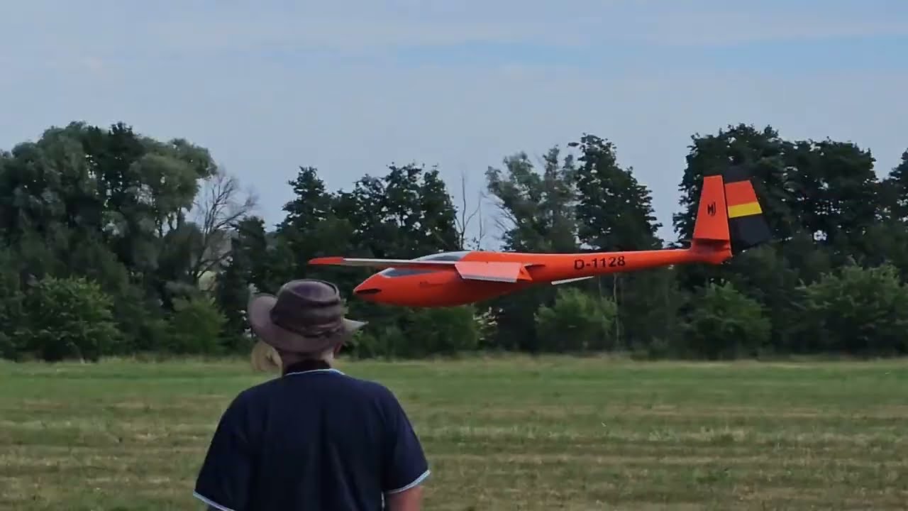 M&Uuml;28 - 4m 8kg -  final check fllights ready 4Hangflug