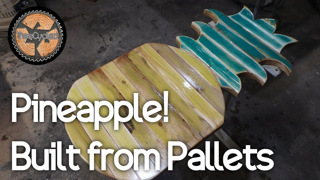 Pallet Project - Pineapple Wall Hanger!