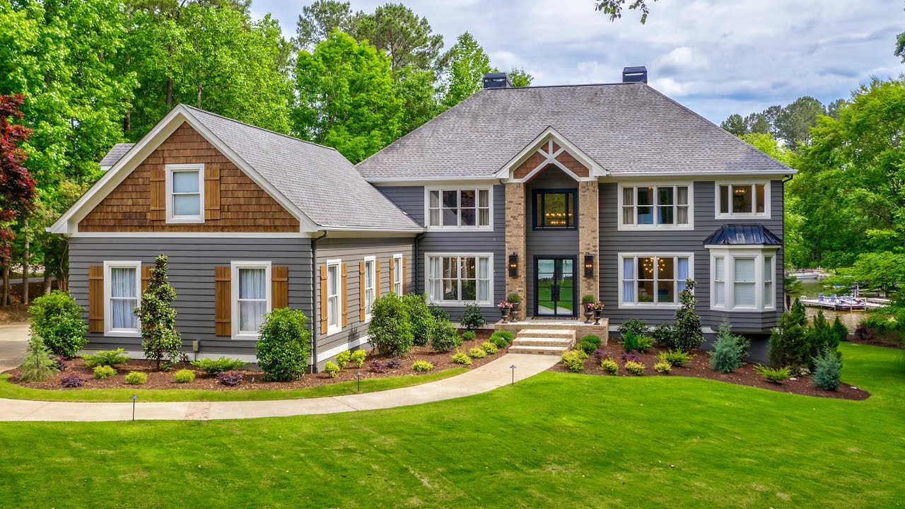 Inside Extravagant Georgia Lake House | Luxury Real Estate