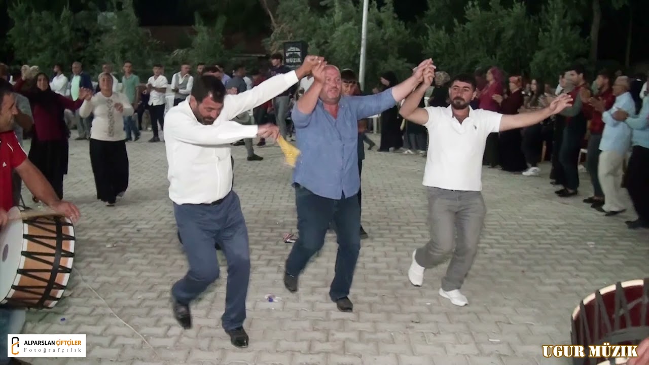 Hatay / Reyhanlı Düğünleri Terzihöyük köyü Halay başı aktaş köylü Ferdun aşireti