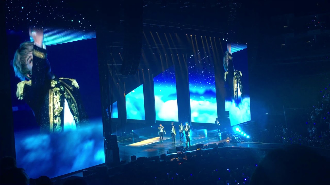BTS - Save Me & I'm Fine - London day 2 (10-10-2018)