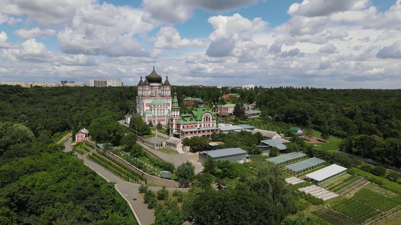 4K video: Феофанія, Київ, 07/2020. Феофания, Киев (короткая версия)
