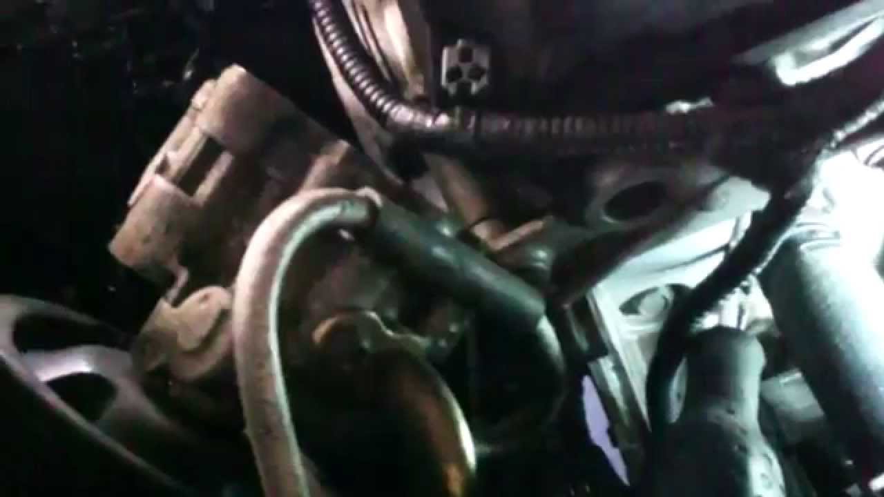 Замена термостата Dodge Magnum 2.7L V6 2006 Установка Снятие Замена