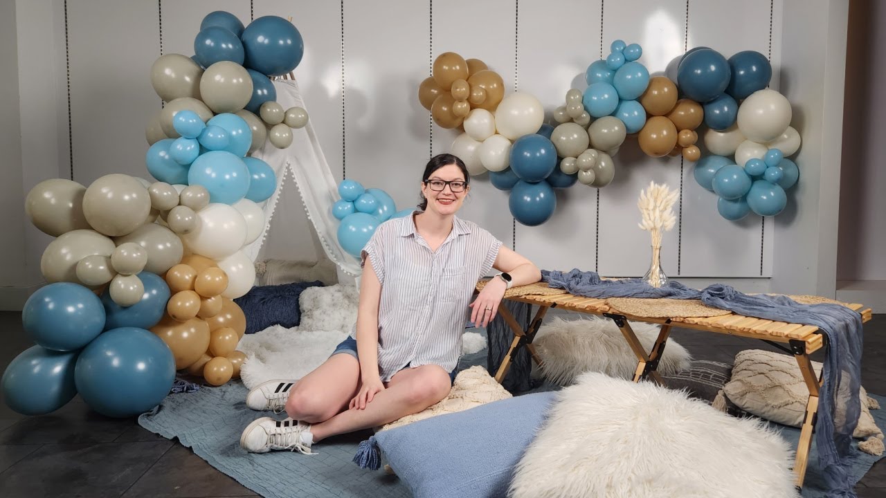 How to Set-up a Boho Blue Picnic