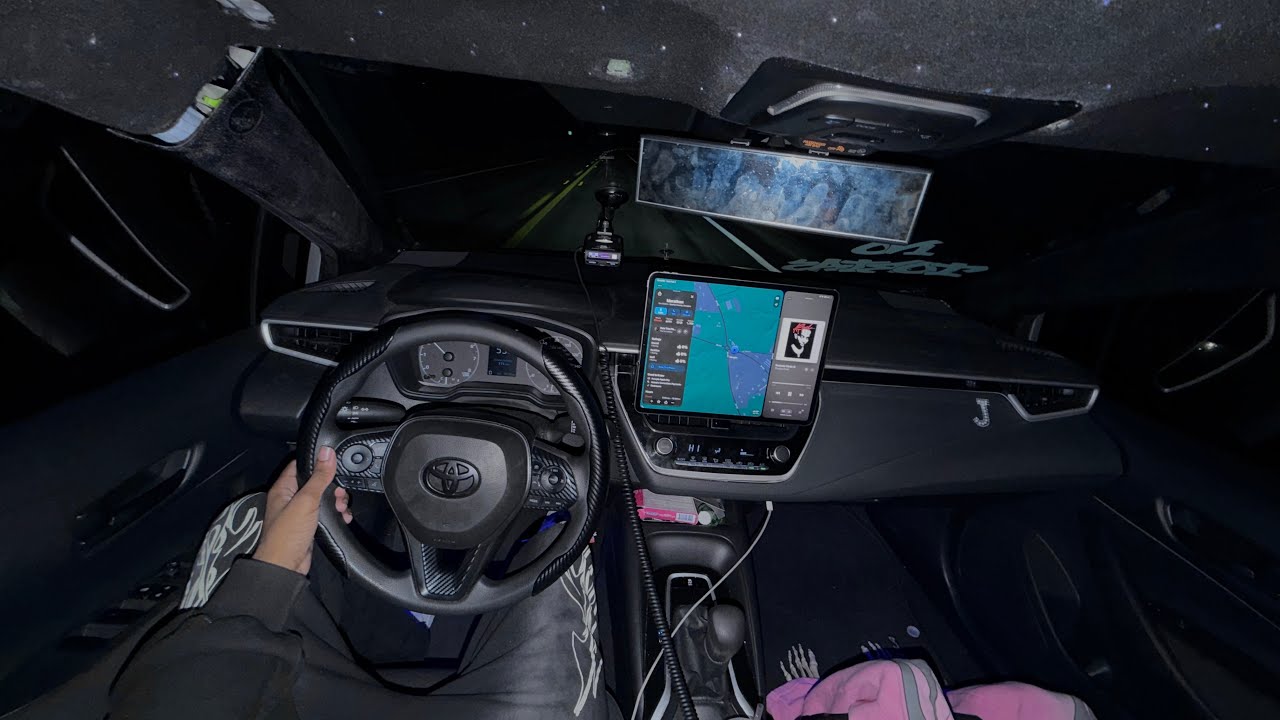 installing a tesla carplay screen into my toyota 