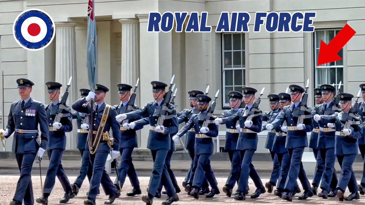 Everyone SPEECHLESS as Royal Air Force DAZZLES Onlookers at Wellington Barracks