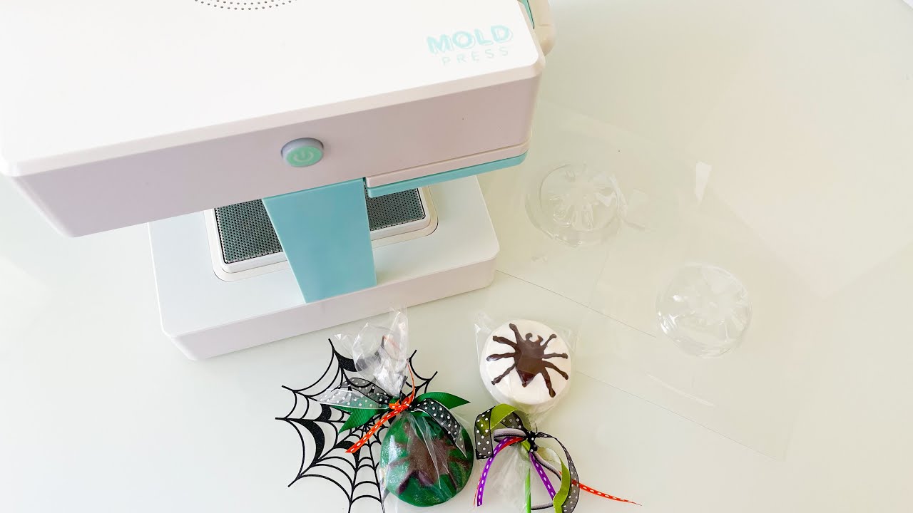Halloween Lollipops with the Mold Press
