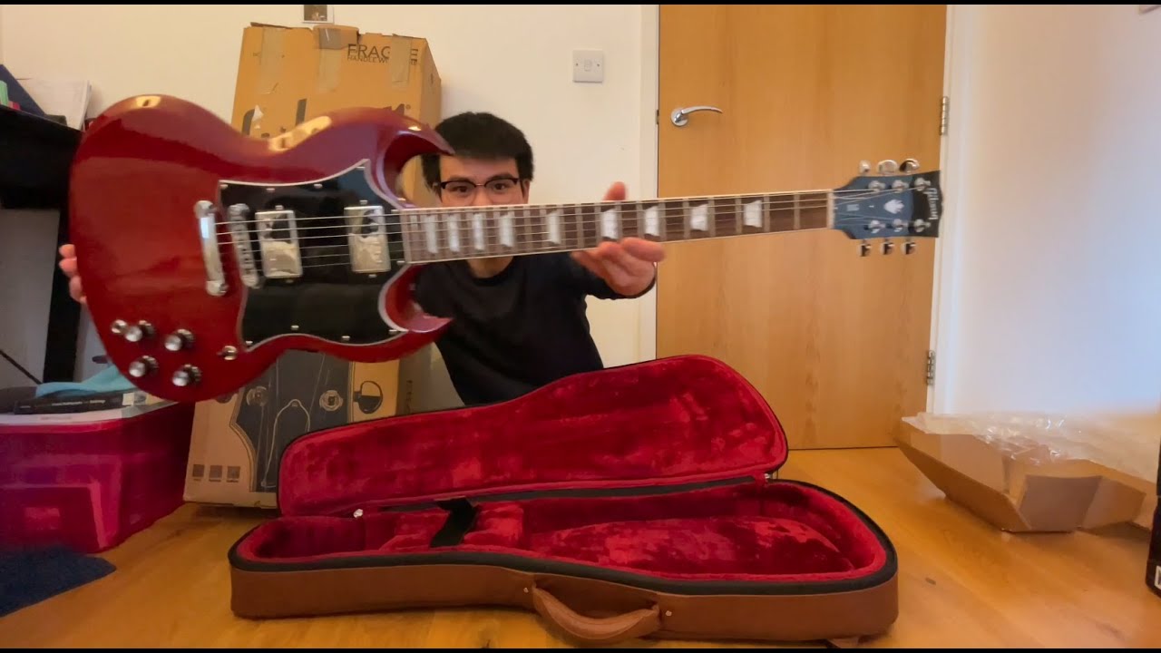 Unboxing Gibson SG Standard 2020